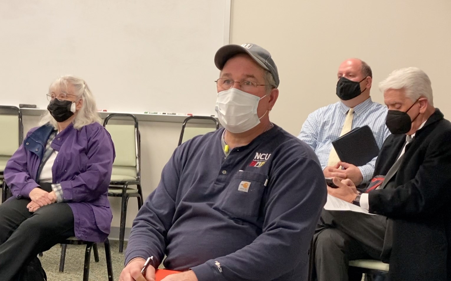 Nebraska City hospital starts Phase 1B, vaccines may prevent third wave of virus - Vimarsana News
