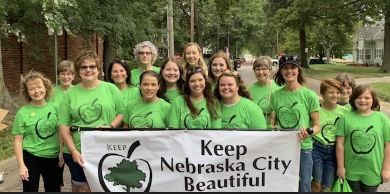 Dubois, Olson honored at Arbor Day - Vimarsana News