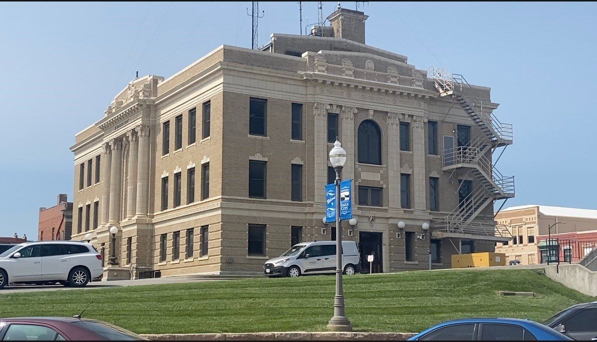 Jail employee accused of delivery