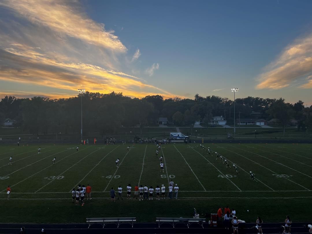 Syracuse Soars Past Falls City to Remain Unbeaten