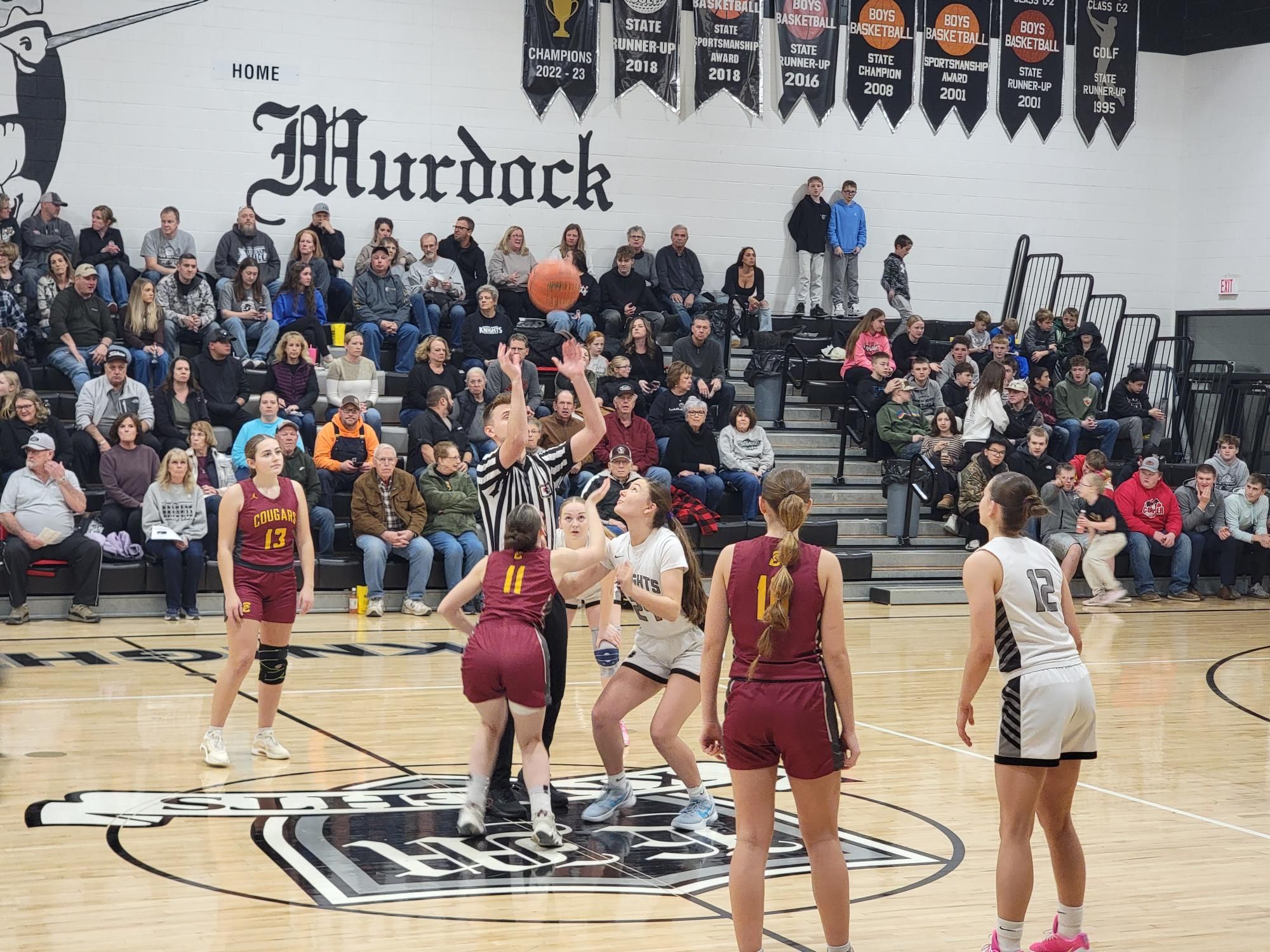 Conestoga Splits Basketball Doubleheader at Elmwood-Murdock on Friday
